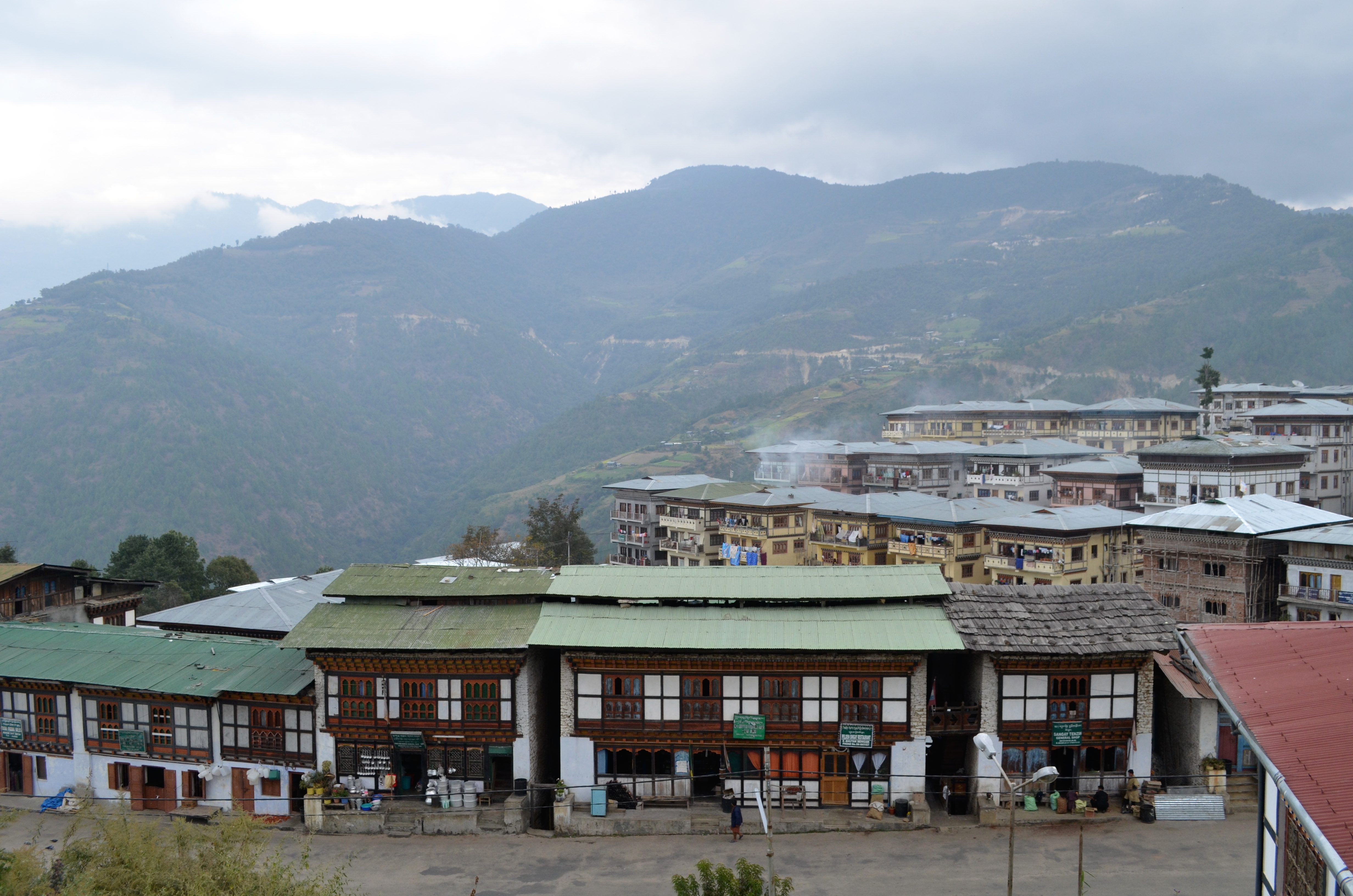 View_of_Mongar_town